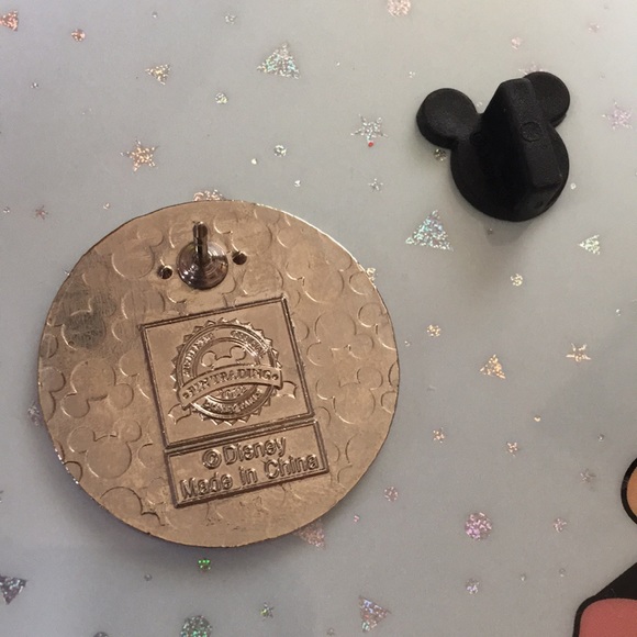 Madam Mim Good Vs Evil heroes vs villains pin - Picture 4 of 4